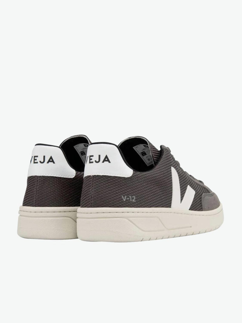 Veja v12 mesh white black store