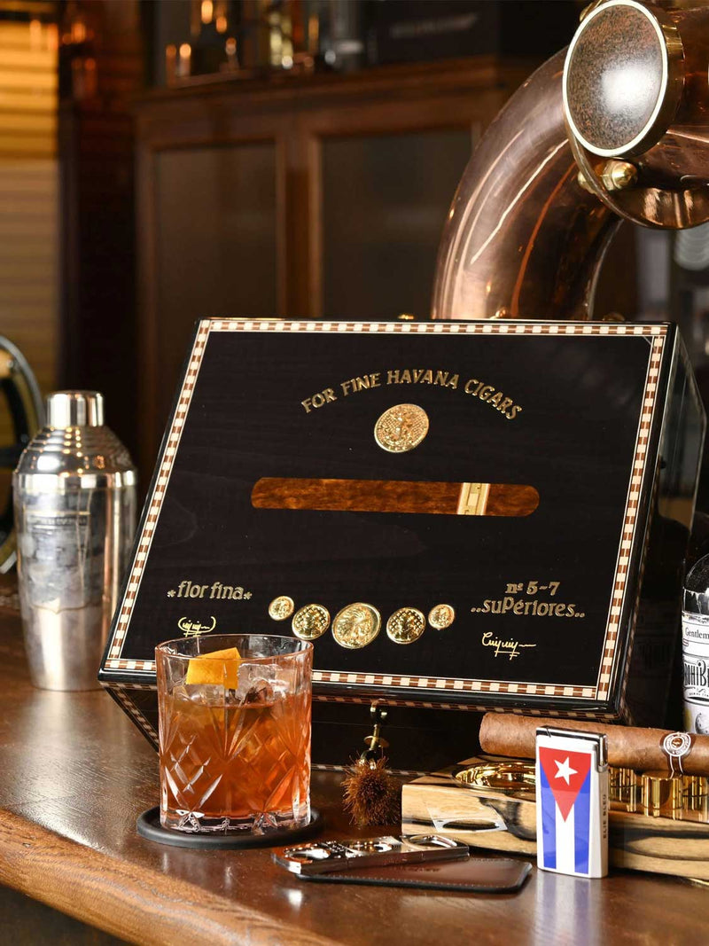 Elie Bleu Medals Cigar Humidor Black