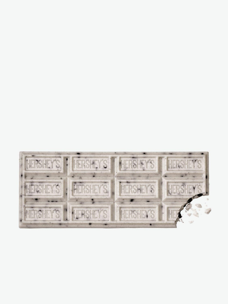 Hershey's Cookies and Creme Bar | B