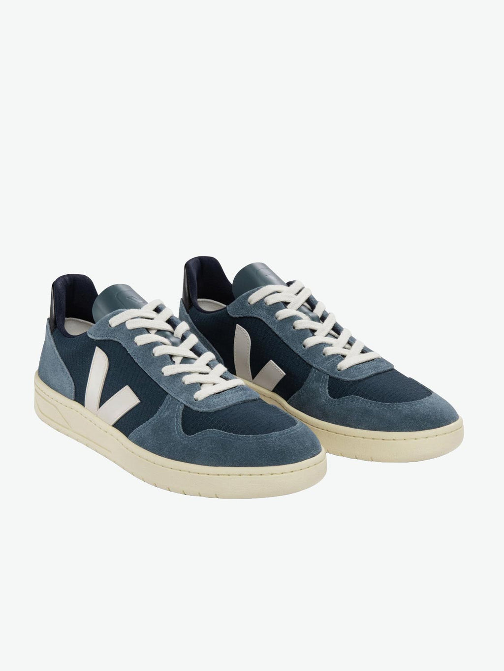 Veja V-10 Ripstop Nautico Pierre