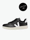 Veja V-12 Leather Black White | Last Size