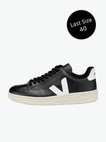 Veja V-12 Leather Black White | Last Size